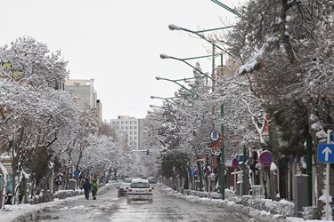 یک روز برفی در اراک
